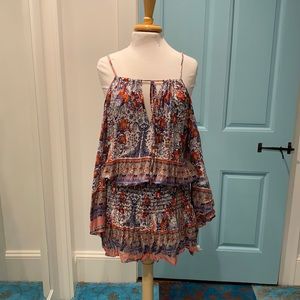 Floral dress with open shoulder sleeves